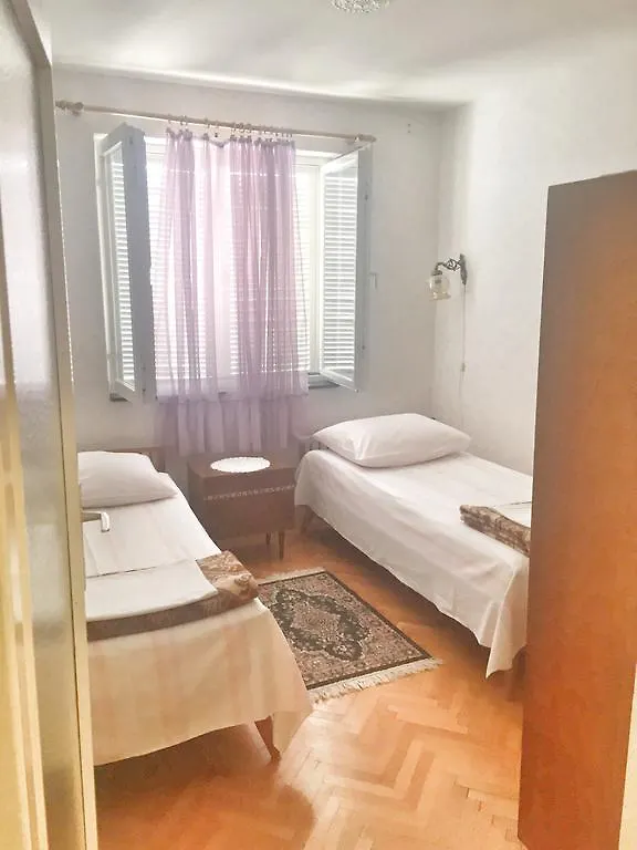 Apartment Marija Selce